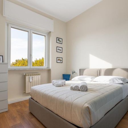 Maiolica Apartment - Free Parking And Great Connection To Linate And Duomo Milaan Buitenkant foto