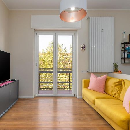 Maiolica Apartment - Free Parking And Great Connection To Linate And Duomo Milaan Buitenkant foto