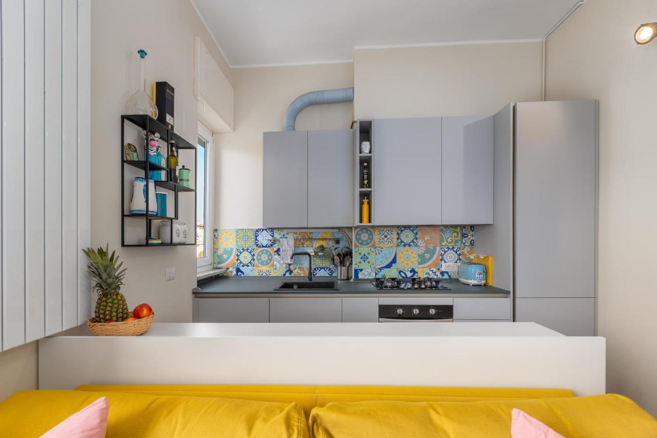 Maiolica Apartment - Free Parking And Great Connection To Linate And Duomo Milaan Buitenkant foto