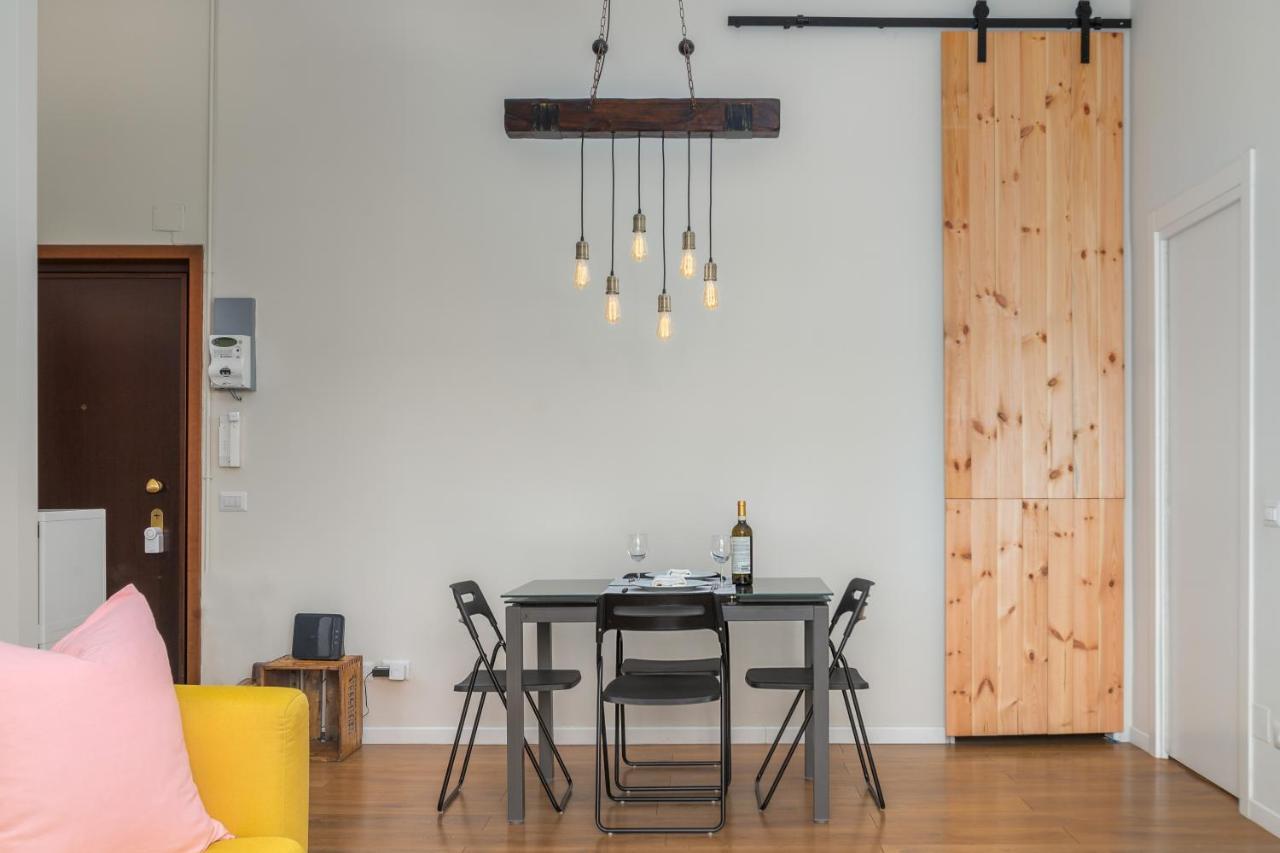Maiolica Apartment - Free Parking And Great Connection To Linate And Duomo Milaan Buitenkant foto
