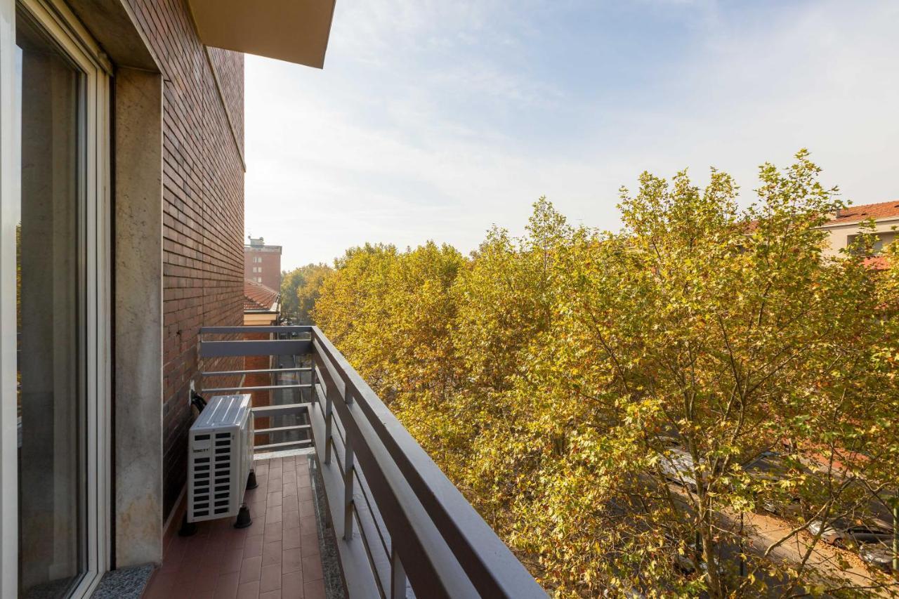 Maiolica Apartment - Free Parking And Great Connection To Linate And Duomo Milaan Buitenkant foto